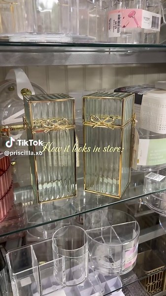 MARSHALLS FIND! ౨ৎ found this cute clear case for my makeup brushes at @Marshalls for $14.99! #marshalls #marshallsfinds #marshallshaul #marshallsshopping #marshallstiktok