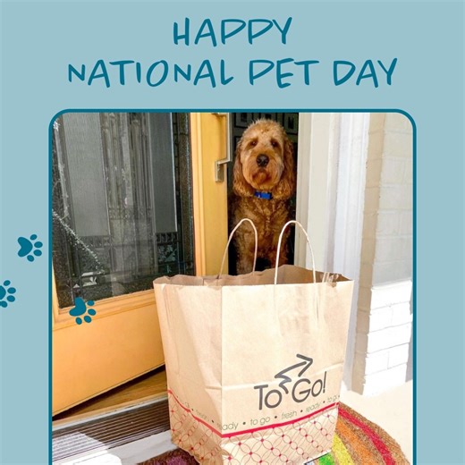 Every day is a good day to order Ruby Tuesday TueGo, but we think today is the best. Your furry friend agrees! #NationalPetDay | Ruby Tuesday