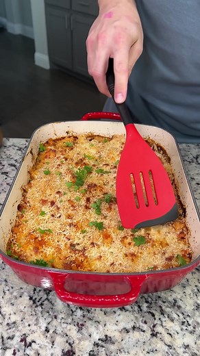 Dump and Bake Chicken Parmesan Casserole - Easy and Delicious Recipe