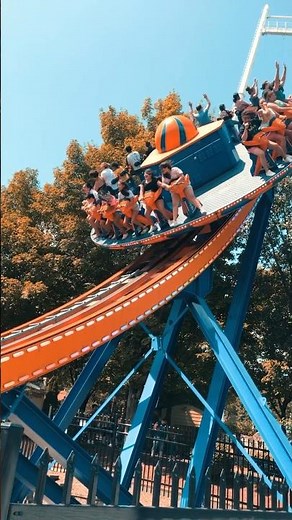 Lake Compounce water park and rides