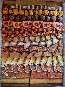 Dog Treat Box, (MEATY) Specialty Gourmet Treats, Birthday, Gotcha Day, Get Well Soon, Letterbox Gift, for Dog Mum, Dog Lover, Puppy Treats - Etsy