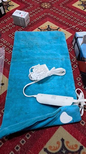 7.3K views · 39 reactions | Heating pad used Rs 2500 New Rs 3500 | HoneyShop ہنی شاپ | Facebook