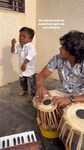 @lilmandancing on Instagram: "No Surprises - Radiohead Album - OK Computer (1997) Radiohead’s OK Computer (1997) is widely regarded as one of the most influential albums of all time—a haunting, visionary work that redefined what rock music could be. Departing from the grunge-inflected energy of The Bends, the band embraced experimental production, abstract lyricism, and complex song structures to create something both alien and deeply human. From the unsettling calm of Airbag and Paranoid Androi