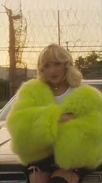 Please please please is out now 💋