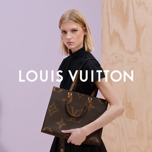 10K views · 314 reactions | Oversized and on-trend. This season, Louis Vuitton launches a medium model and an Empreinte leather version of the Onthego Tote. Find the collection in stores and online. كبيرة الحجم وعلى الموضة، يطلق لويس فويتون هذا الموسم نسخة متوسطة ونسخة جلدية من حقيبة اون ذي غو. تتوفر المجموعة في المتاجر وعلى الانترنت. | Louis Vuitton | Facebook