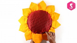 162K views · 5.9K reactions | Sun Flower Shaped pillow from waste clothes | Sonali's Creations | Facebook