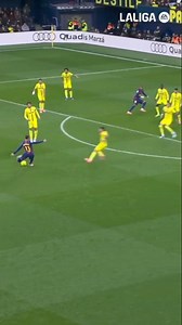 Raphinha almost with a rocket 😮‍💨 #LaLigaHighlights #shorts #fcbarcelona #shortsfeed