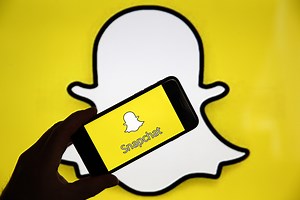Parents shouldn't let kids use Snapchat, cybersecurity expert warns