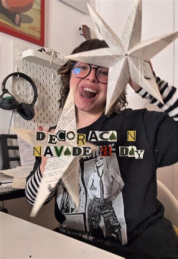 Estrellas de papel reciclado para decorar en Navidad