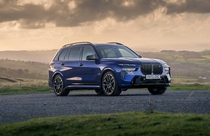 BMW X7 Review 2026 | Performance & Pricing
