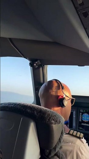 Captain’s Seat | Stunning Airbus A350 Cockpit View