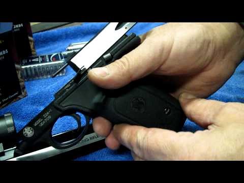Field Stripping Smith & Wesson 22A