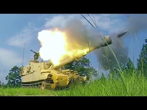M109 Paladin Howitzer in Action - The King of Battlefield
