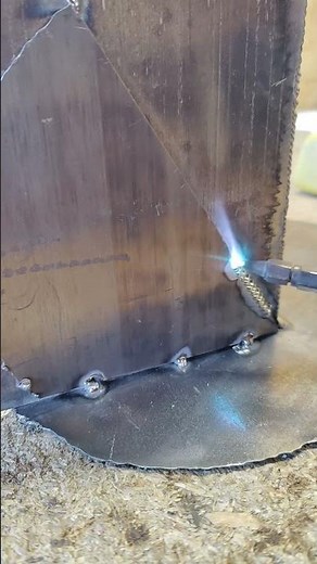 Vertical welding demonstration for lead flashings