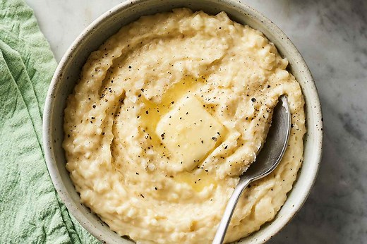 How To Make Southern-Style Grits