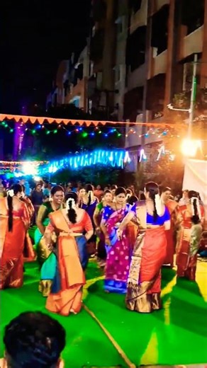 kolatam #గల్లుగల్లునా గాజుల సప్పట్లతో పాడారే #devotional #ytshorts #bathukamma #ఓ నిరుమల ఓ నిరుమల