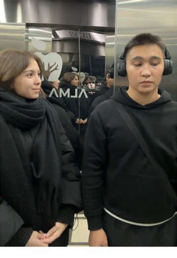 по мотивам «500 дней лета» Астана, 23 ноября. #темныйпринц #цветы #500daysofsummer