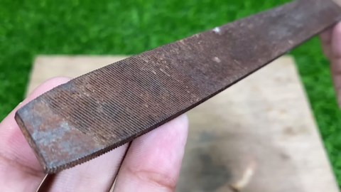 Restore Your Rusty Metal File to Razor Sharpness