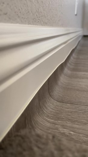 Baseboard Cleaning Tips for a Glossy Finish