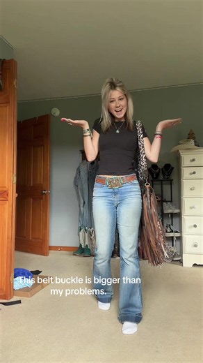 Shopping OOTD: Western Outfit with Oversized Belt Buckle