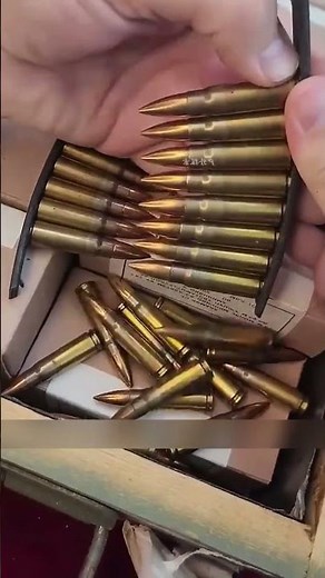 Inside Vintage Ammo Boxes — How 1970s–1980s Rounds Were Stored (Collector’s Guide) 🔎