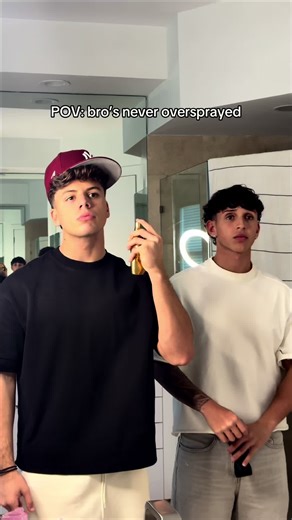 @coco the over sprayer.. #perfumekidd #fragrancetok #cologne #grwm #overspray