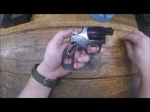 Smith and Wesson revolver (36) Disassembly.