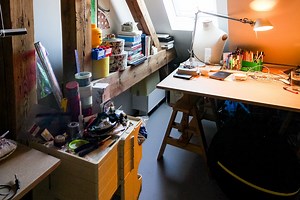 18 DIY Sewing Table Plans • Crafting a Green World