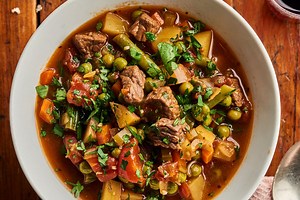 How To Make Hearty Vegetable Beef Soup