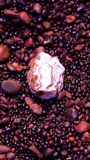 Rockhounding - Relaxing gemstone hunting #crystals #gemstone