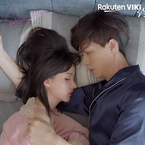Serena Cheng and Ming Ren from Destiny’s Love star in the tale of a budding young writer who is forced into a fake marriage with one of her school bullies! 🎩👰😲 Watch Love in Time right now on Viki: http://bit.ly/LoveinTimeSNS | Viki