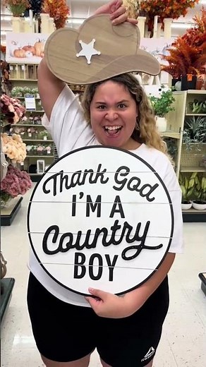 Reading signs at Hobby Lobby 😂 #readingsigns #hobbylobby #funny #funnymoments #hilarious #fyp