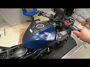 honda cb125r how remove tank.
