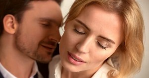 20 Signs The Guy At Work Likes You: How To Know For Sure