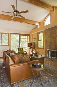 How to Wire a Ceiling Fan With a Remote to a Wall Switch