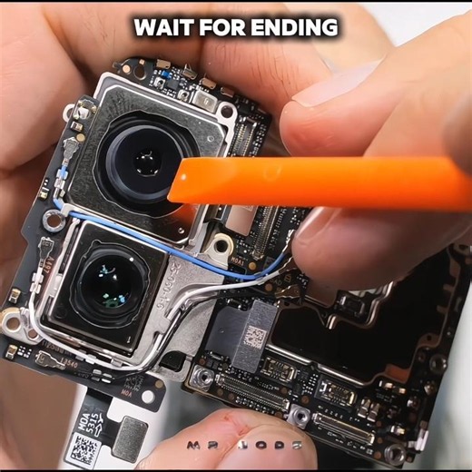 Is This Real? Xiaomi 17 Pro Camera Tear Down! 😱