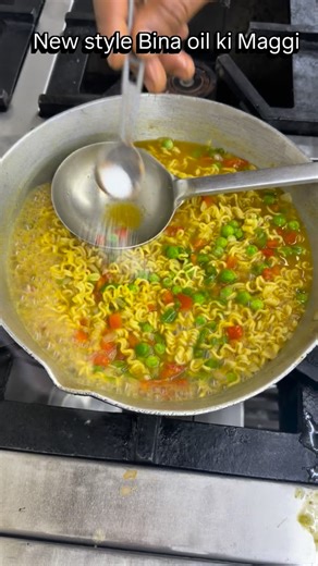 Kamlesh verma on Instagram: "Veg maggi recipe #maggi #food #rells #chef #restaurant"