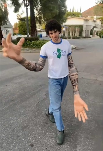 Top 5 People with the Largest Body Parts