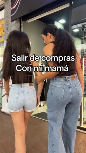 Salir de Compras con Mamá: Lo Mejor de la Moda
