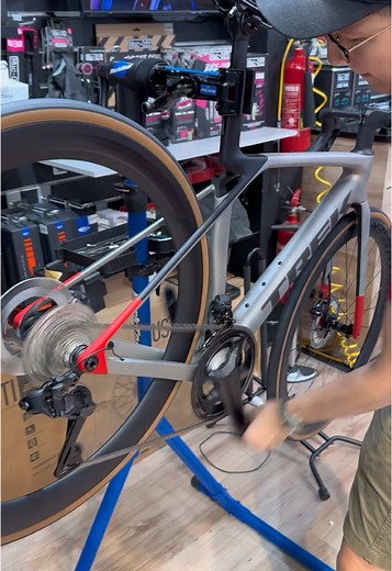 Trek Madone SL 7 Gen 8: Complete Bike Overview