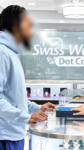 buying chain again from the same guy he needs money to buy truck #foryou #viral #rolex #watches #swisswatch