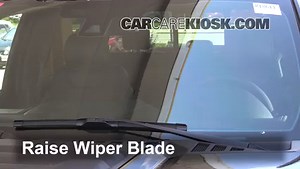 Front Windshield Wiper Blade Change: 2017 Ford F-150 Raptor 3.5L V6 Turbo Crew Cab Pickup