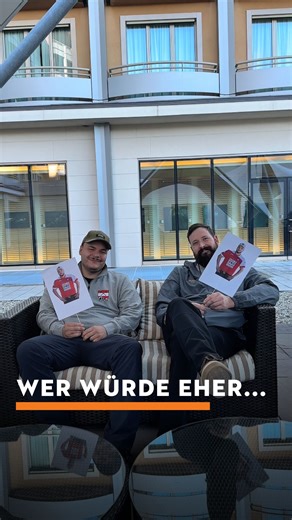 Wie gut kennt ihr Josef Laier und Lukas Wagesreiter wirklich? 🤔 In unserem „Wer würde eher…?“-Format zeigen die beiden ihre humorvolle Seite und lassen euch die Athleten von einer ganz neuen Seite kennenlernen. 😄 👉 Schreibt uns, wen wir als Nächstes herausfordern sollen! #stihltimbersports #kissmyaxe #österreich | STIHL TIMBERSPORTS