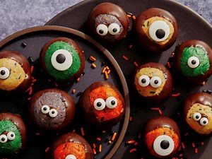 71 Frightfully Fun Halloween Dessert Ideas