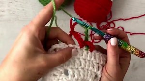 Crochet Candy Cane Border - Repeat Crafter Me