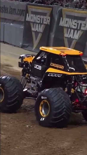 Monster JCB Stunt: The Ultimate Heavy Machinery Action! | Insane Stunts & Power!