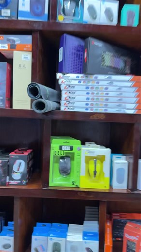 Laptop Dell Latitude 3520 CPU : Intel Core i5-1145G7 جيل احدى عشر RAM : 8GB DDR4 SSD : 256 GB nVme VGA : Intel HD Monitor : 15.6 Inch FHD Charger : Original Price : 🔥🔥🔥 #WEST_Damanhour #WE_Support | Damanhour mall