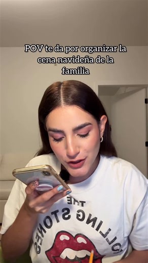 Vivian Ossa on Instagram: "Yo creo que todos tenemos la misma familia ? 😂🙈 o no? Compártelo si te identificaste 🤭 #parati #comedia #familia"