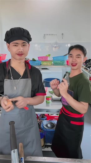 #နောက်ကျသွားပီလား #ချစ်တဲ့စိတ်လေးနဲ့ကြည့်ပေးပါနော်😘😘😘😘 @🎸Naing Lay🎸🌹( 1.8M)🌹