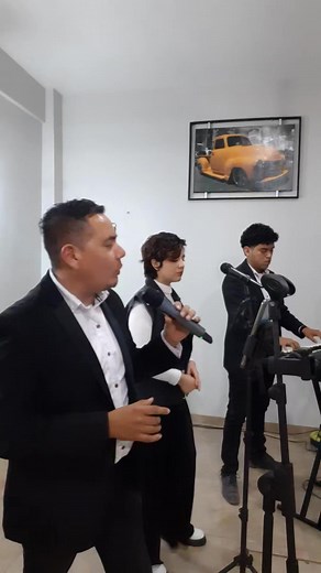 6.8K views · 189 reactions | Mañana Me Ire - Los Angeles Negros | ALMA Music Project | Facebook